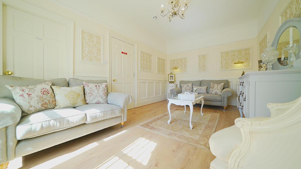 The Old Tramhouse Self Catering Apartments Stirling Extérieur photo