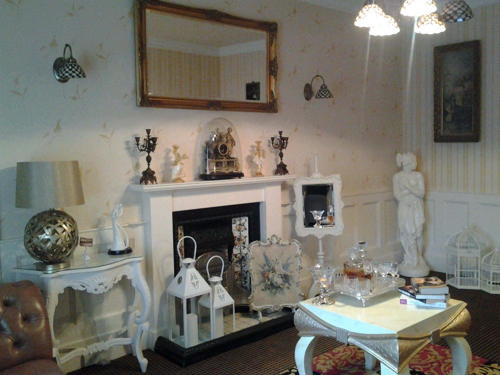 The Old Tramhouse Self Catering Apartments Stirling Extérieur photo